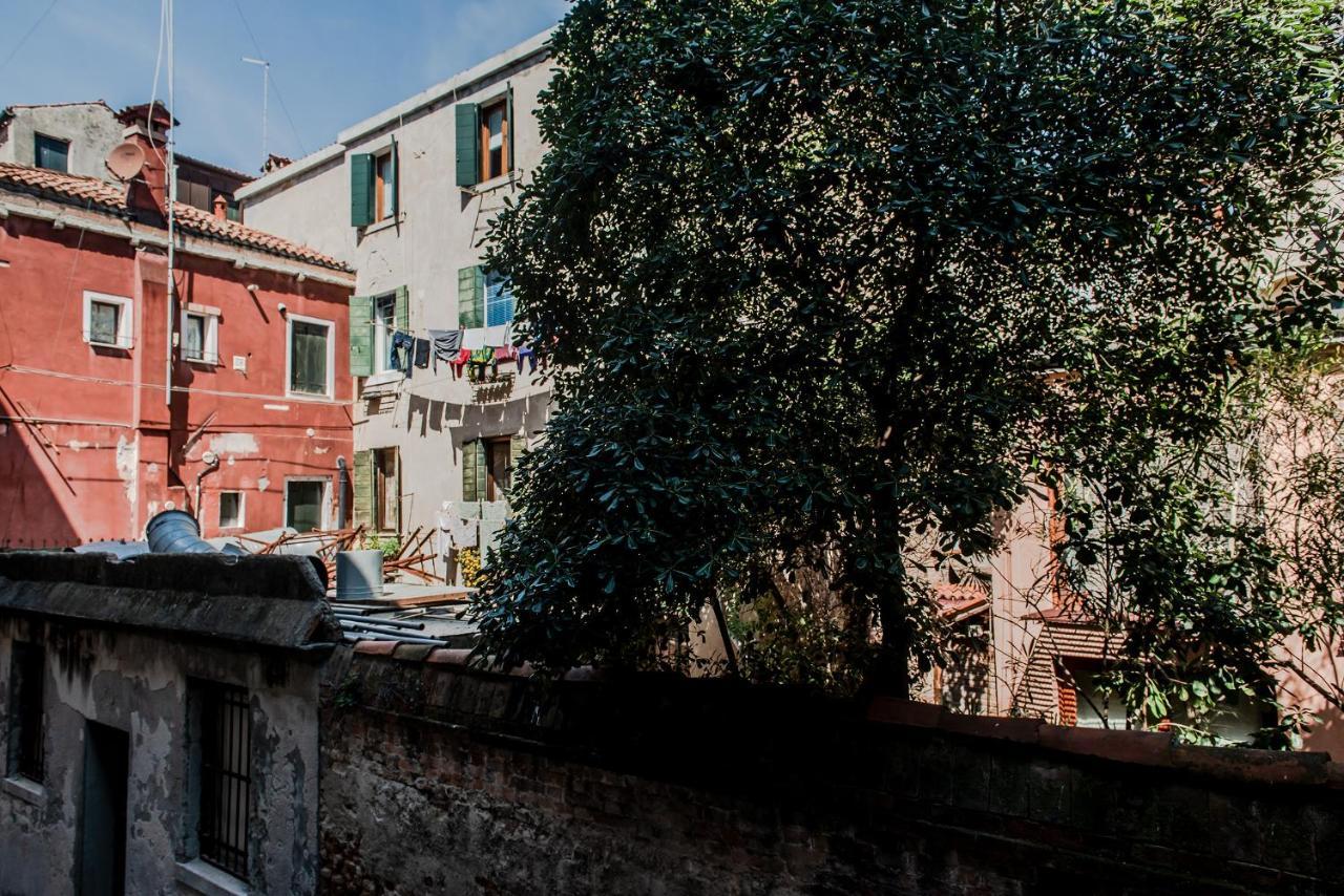 Gondola, San Giacomo Venedik Dış mekan fotoğraf